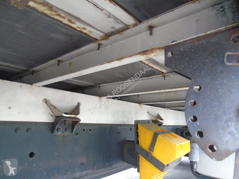 Lastbil Iveco 190EL28 + LIFT + EURO 5