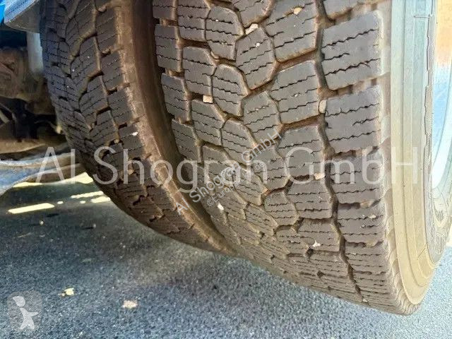 Camion Volvo 16750 6x4/Kran Jonsered...