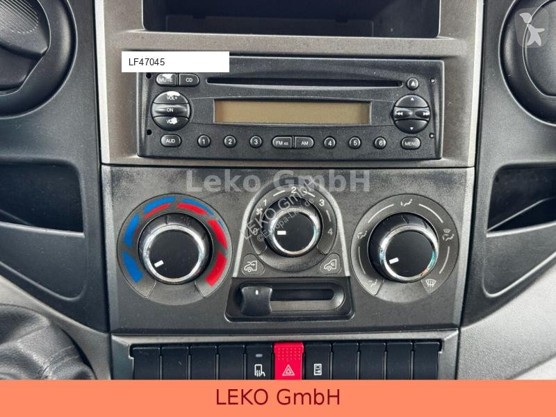 Kamion Iveco 35C13 Mit Relec Froid TR32