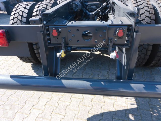 Camion Iveco T-Way AD410T54 8X4 Radstand.4250mm...