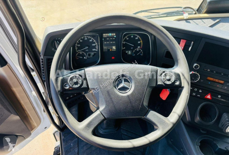 Camion Mercedes 1832