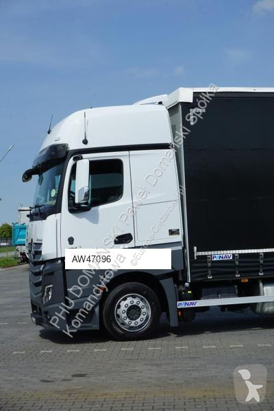 Kamion s návěsem Mercedes / TANDEM