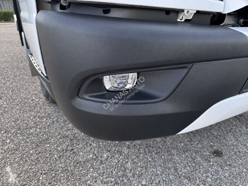 Užitkové vozidlo Mitsubishi 3C15 150CV 3L BOB...