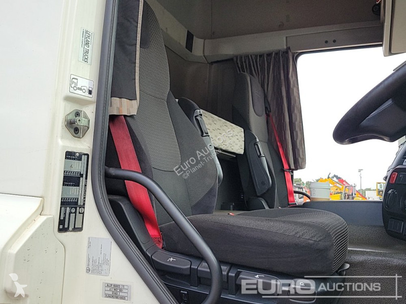 Camion  CF230