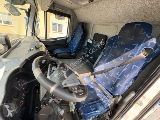 Kamion Iveco...