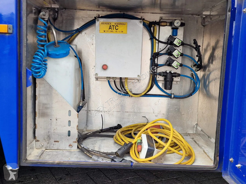 Camion Volvo 380 6x2 - 2/3 stock Berdex...
