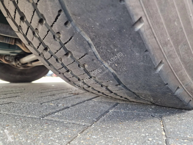 Kamion Volvo 16650 6x2 Globetrotter - 28M3 Bulk...