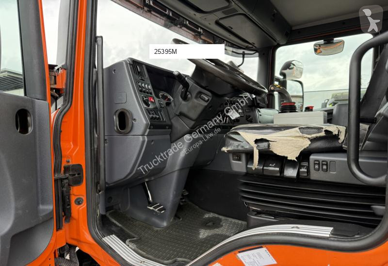 شاحنة Scania 589 P360 LB 6x2 Gigant /...