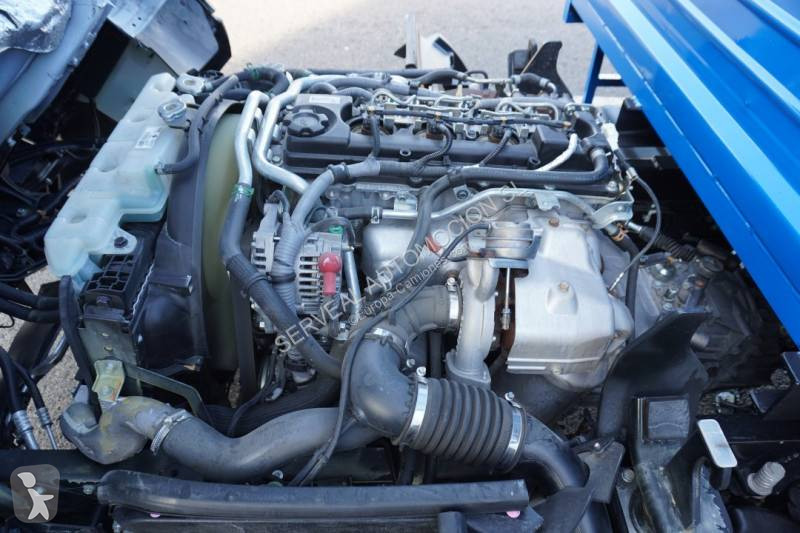 شاحنة Nissan