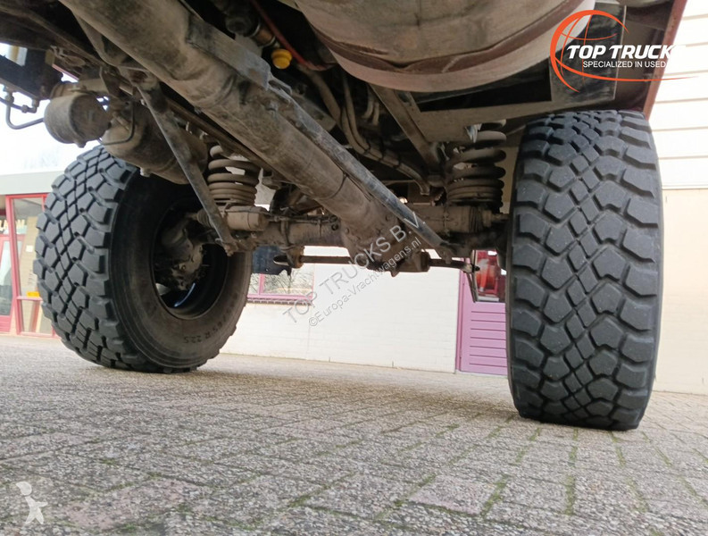 شاحنة Mercedes U 5000 4x4 - (type 437.4) 4000...