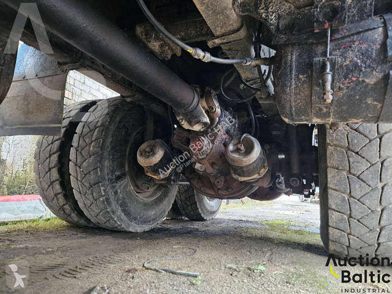 شاحنة Scania LB