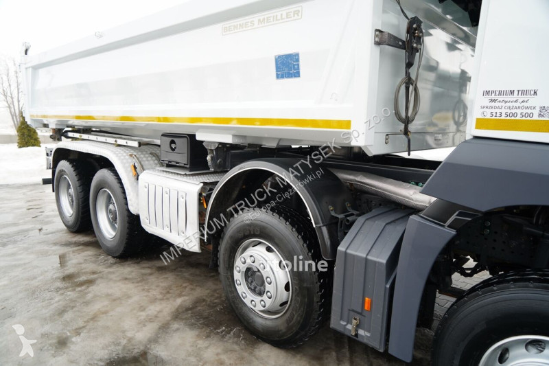 شاحنة Volvo FMX