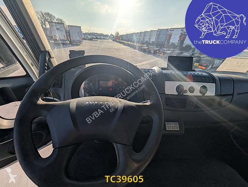 شاحنة Iveco EuroCargo 120 E22