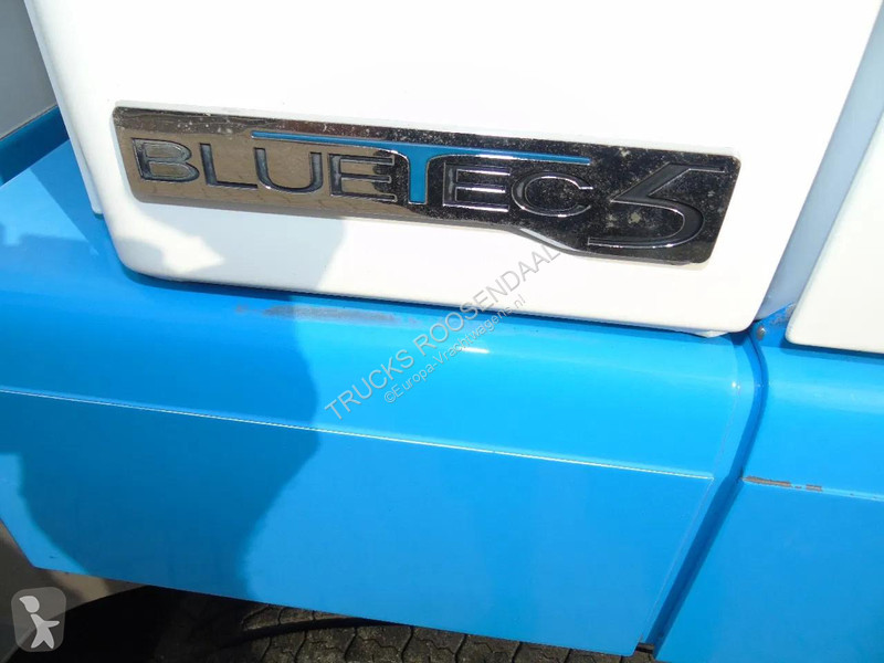 شاحنة Mercedes 1218 + euro 5 + lift
