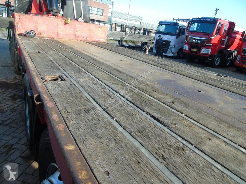 شاحنة DAF 85510 + FASSI 80TON 6x + 8X2 + EURO 5...