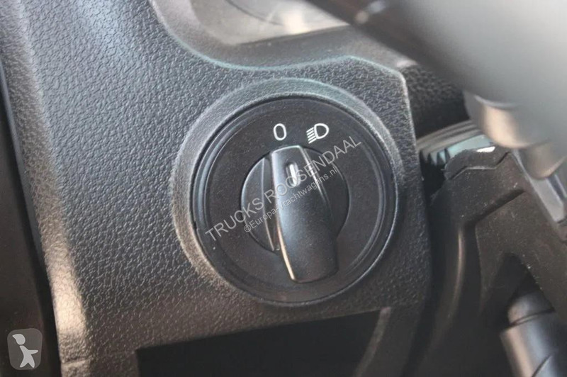شاحنة Iveco 120E21 + Euro 6 + Dhollandia Lift +...