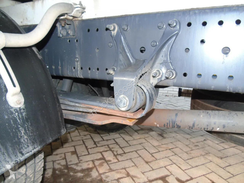 Camion Mercedes 1829 + euro 5 + lift + manual
