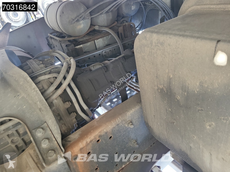 شاحنة Mercedes 1833 4X2 Kassbohrer SSV-01 car...