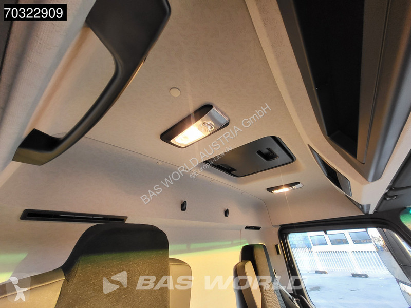 Camion Mercedes 2532 6X2 2000kg Ladebordwand...