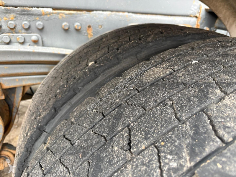 شاحنة Renault 370DXI + HMF 1430 K3 + 6X4 +...