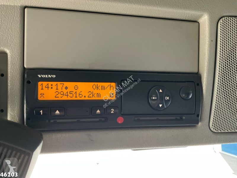 شاحنة Volvo 390 8x4 kolkenzuiger