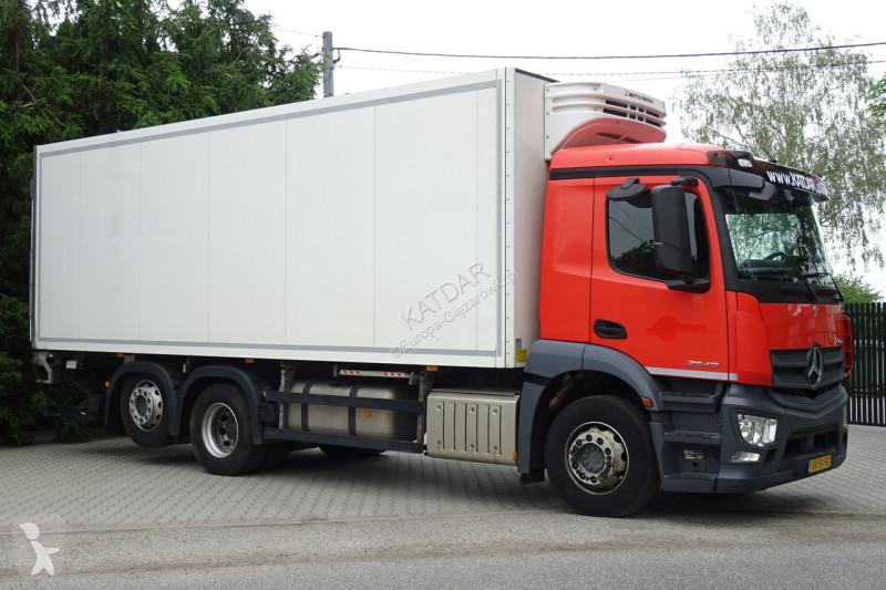 شاحنة Mercedes 2840 Syp euro 6 chłodni 3 osie...