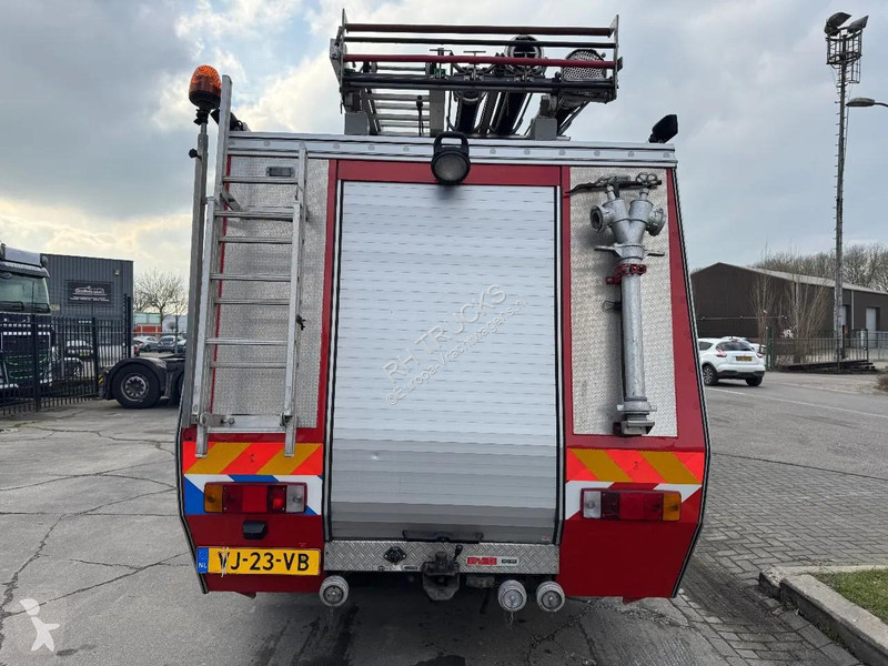 شاحنة Mercedes - FULL EQUIPMENT INCLUDED FIRE...