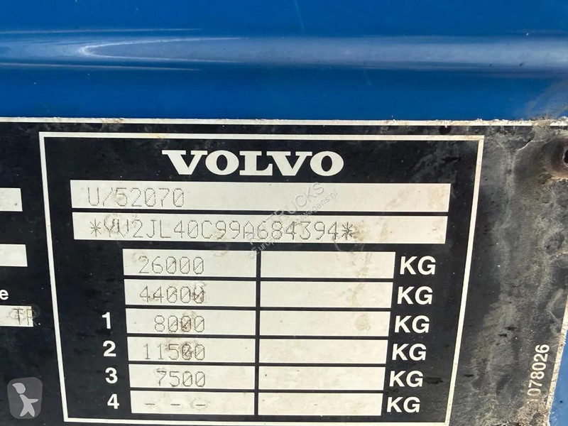 شاحنة Volvo 300 6X2 EURO 5 - PALFINGER PK15002...
