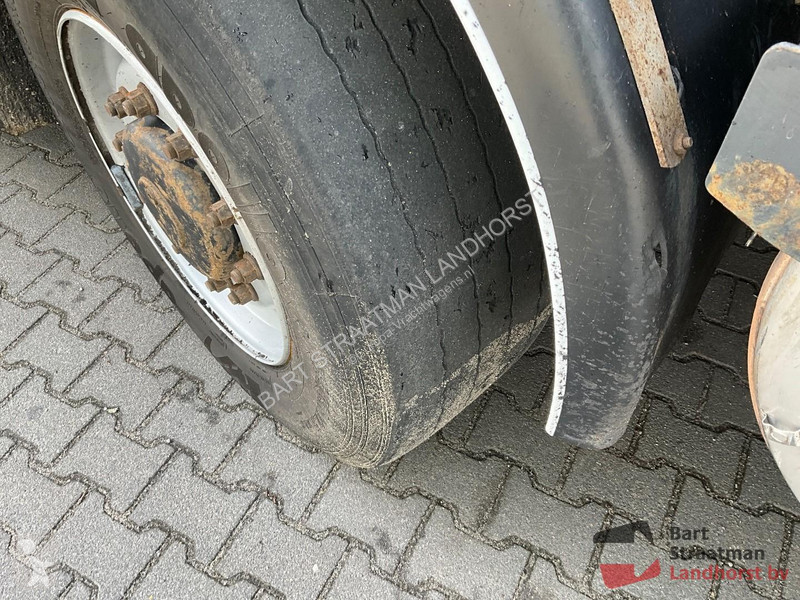 Lastbil Ginaf X5250 TS 10x4 met geisoleerde...