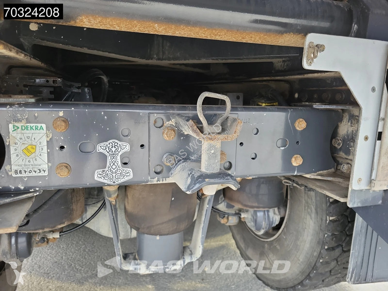شاحنة Volvo 450 8X4 18m3 tipper Lift-Axle...