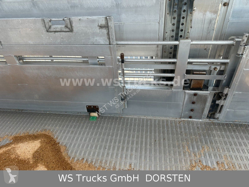 شاحنة Volvo 460 Mega mit Finkl 3 Stock Hubdach