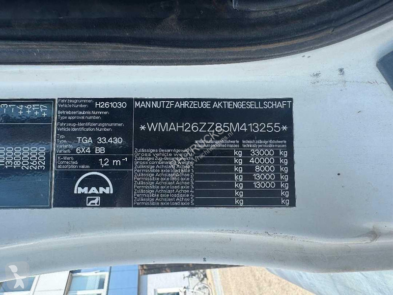 شاحنة MAN 33.430 6X4 EURO 3 + LUNA GT-40/32...