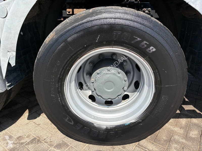 شاحنة MAN TGA + 6X4 + HOOK ARM SYSTEM + MANUAL...