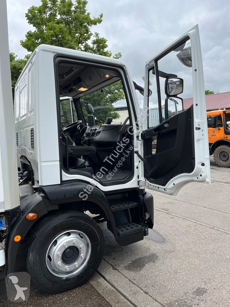 شاحنة Iveco EuroCargo E-250...