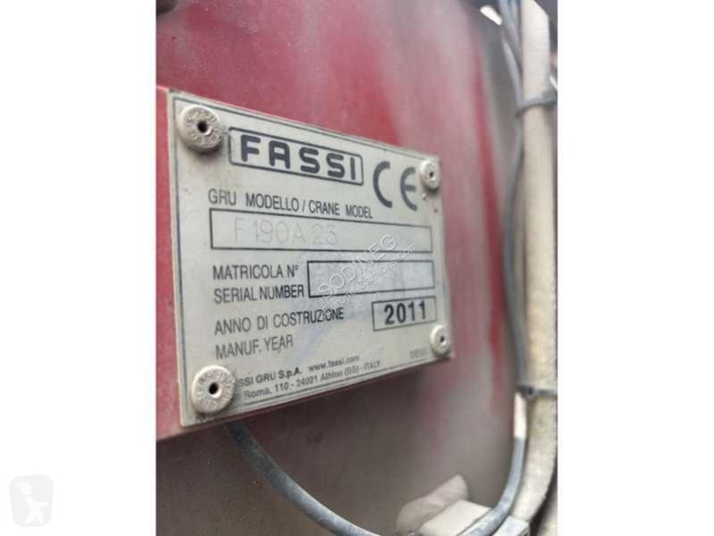 شاحنة Iveco  GRUE TRAKKER 410