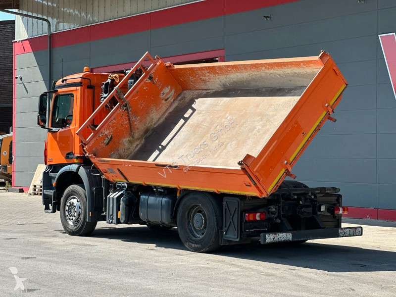 Camión Mercedes 1845 4x2 BL MEILLER & HIAB...