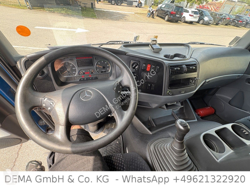 شاحنة Mercedes...