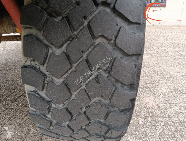 شاحنة Mercedes U 5000 4x4 - (type 437.4) 3,900...
