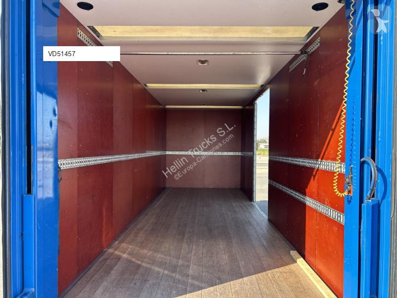 Camion Volvo FM 300 Furgon Mudanzas solo...