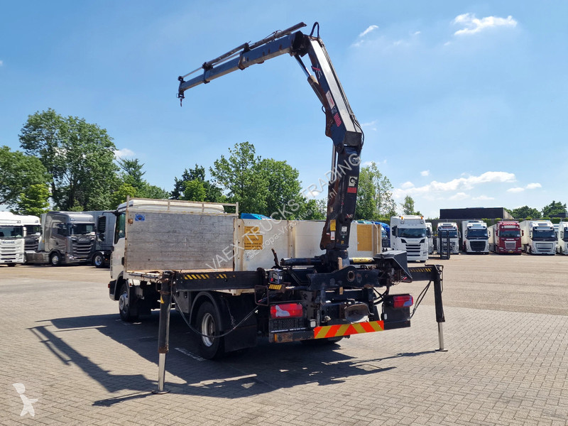 شاحنة MAN 12.210 - HIAB 077 DUO Crane / Grua -...