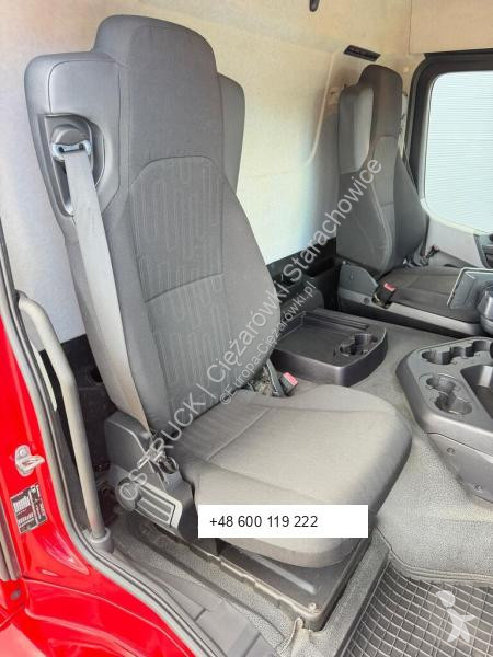 شاحنة Mercedes 1827
