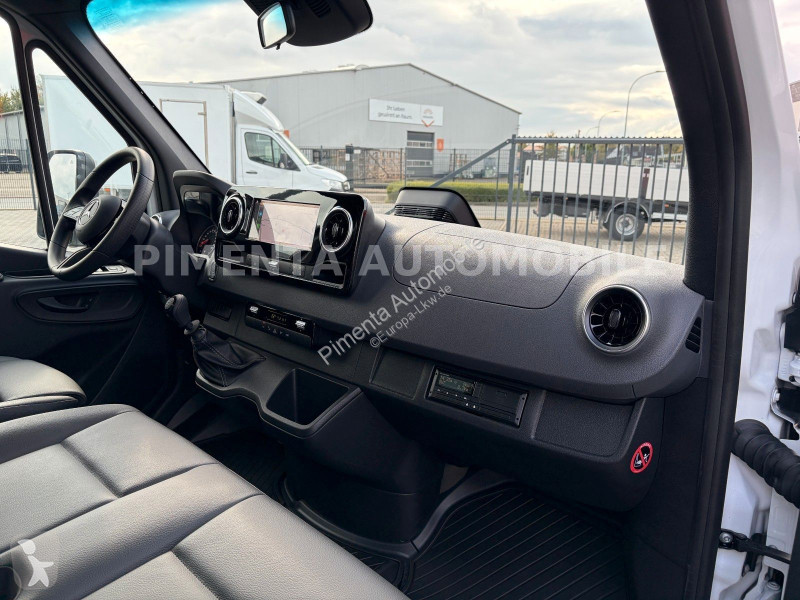 شاحنة Mercedes 517 5t TRANSPORTKOFFER 2,40mH...