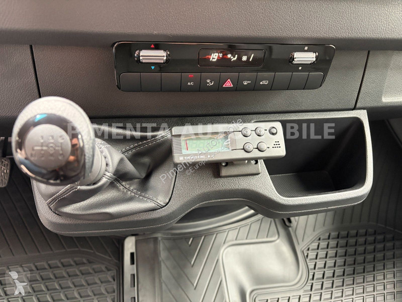 شاحنة Mercedes 517 43 5t TK KOFFER LBW 8EPA AHK...