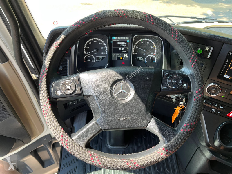 شاحنة Mercedes 1842 4-ACHS ZUG SCHMITZ KOFFER...