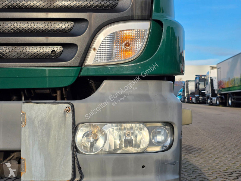 شاحنة Mercedes 1229