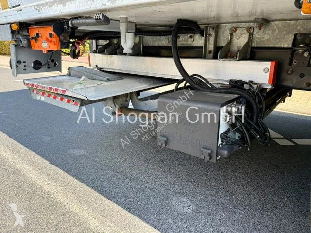 شاحنة Renault D 12.220 / Carrier Supra 750 / LBW