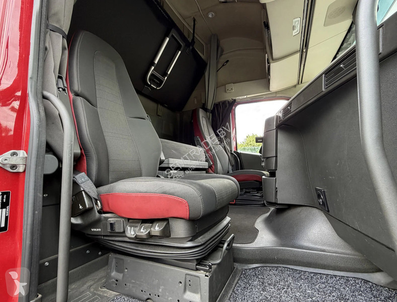 شاحنة Volvo 13500 I-PARK COOL CARRIER TRS...