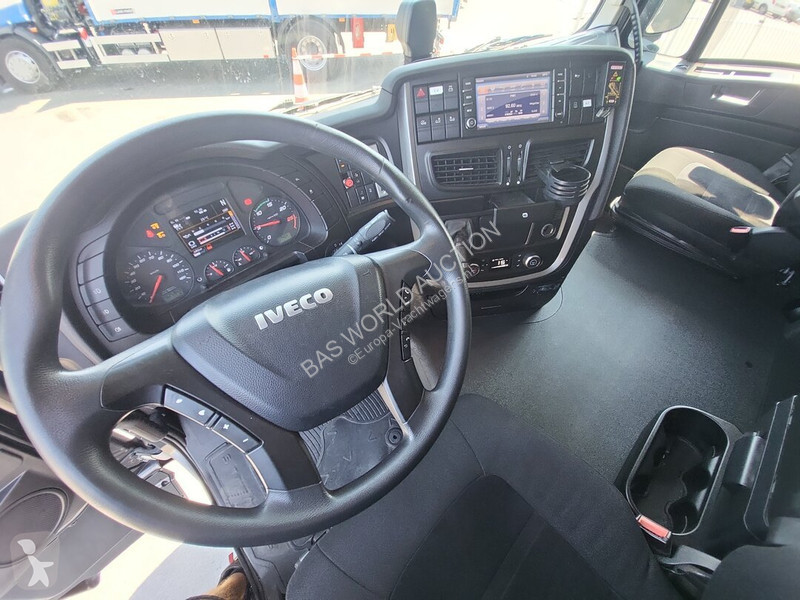 Iveco X-Way X-Way 570 truck
