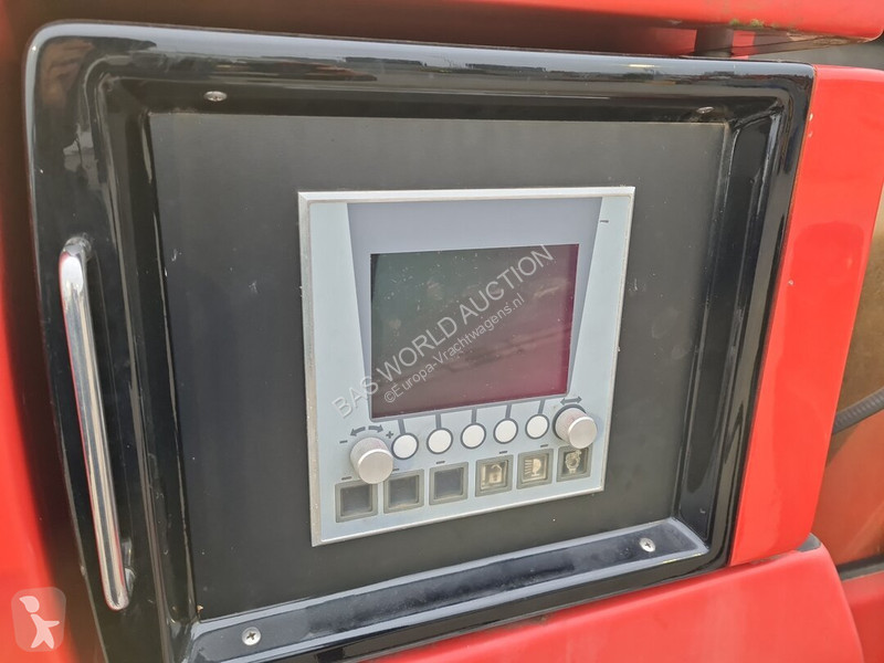 Lastbil Iveco 180E300