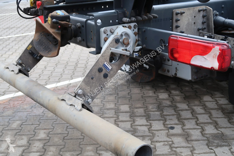 Vrachtwagen Scania 450 N333